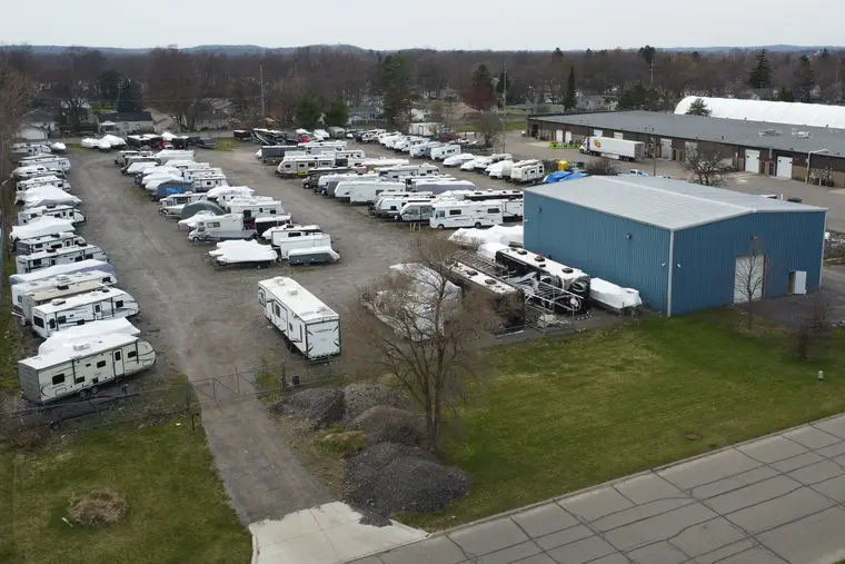 Crow'S Nest RV & Boat Storage, Waterford, MI